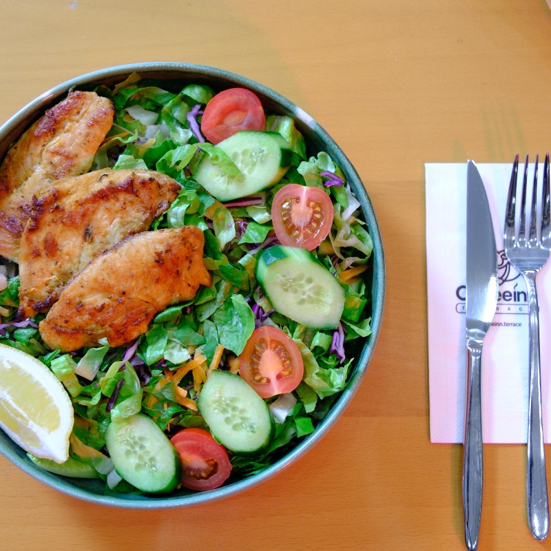 TAVUK FİLETO SALATA