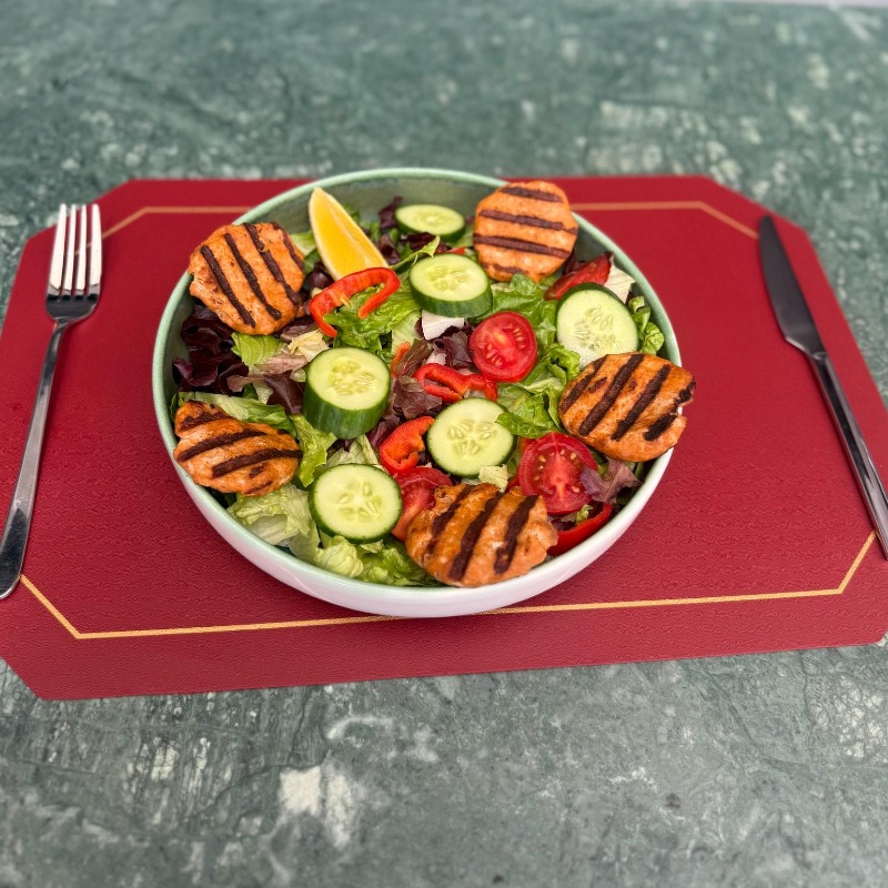 TAVUK KÖFTELİ SALATA
